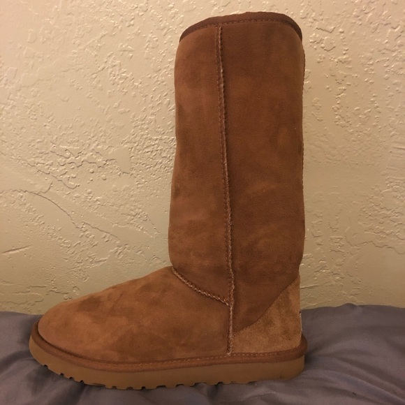 Classic Tall || Boot Uggs - Picture 5 of 8